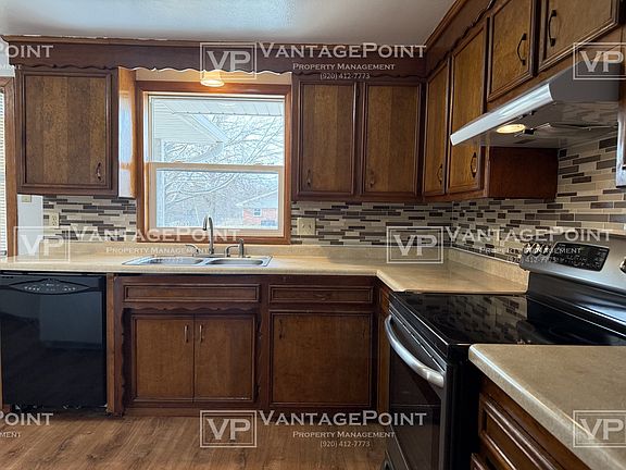 4th image of 3012 Humboldt Rd