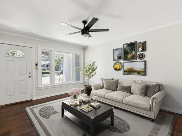 4908 Calmont Ave, Fort Worth, TX 76107