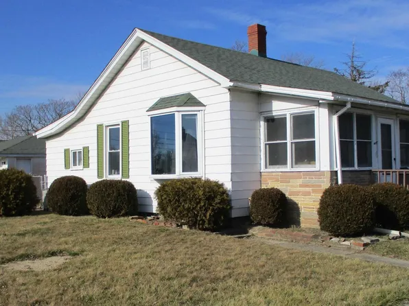 942 Smith St, Monroe, MI 48161