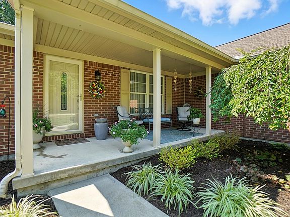 3rd image of 1788 Heritage Woods Dr