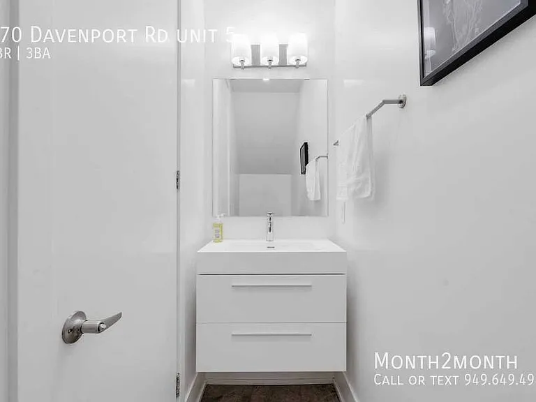 270 Davenport Rd #5 — Photo 27