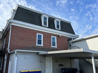 109 E Main St APT 3, New Holland, PA 17557