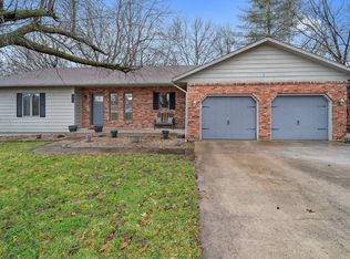 1905 Limerick Ln, Columbia, MO 65203