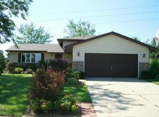 12503 W 102nd Ave, Saint John, IN 46373
