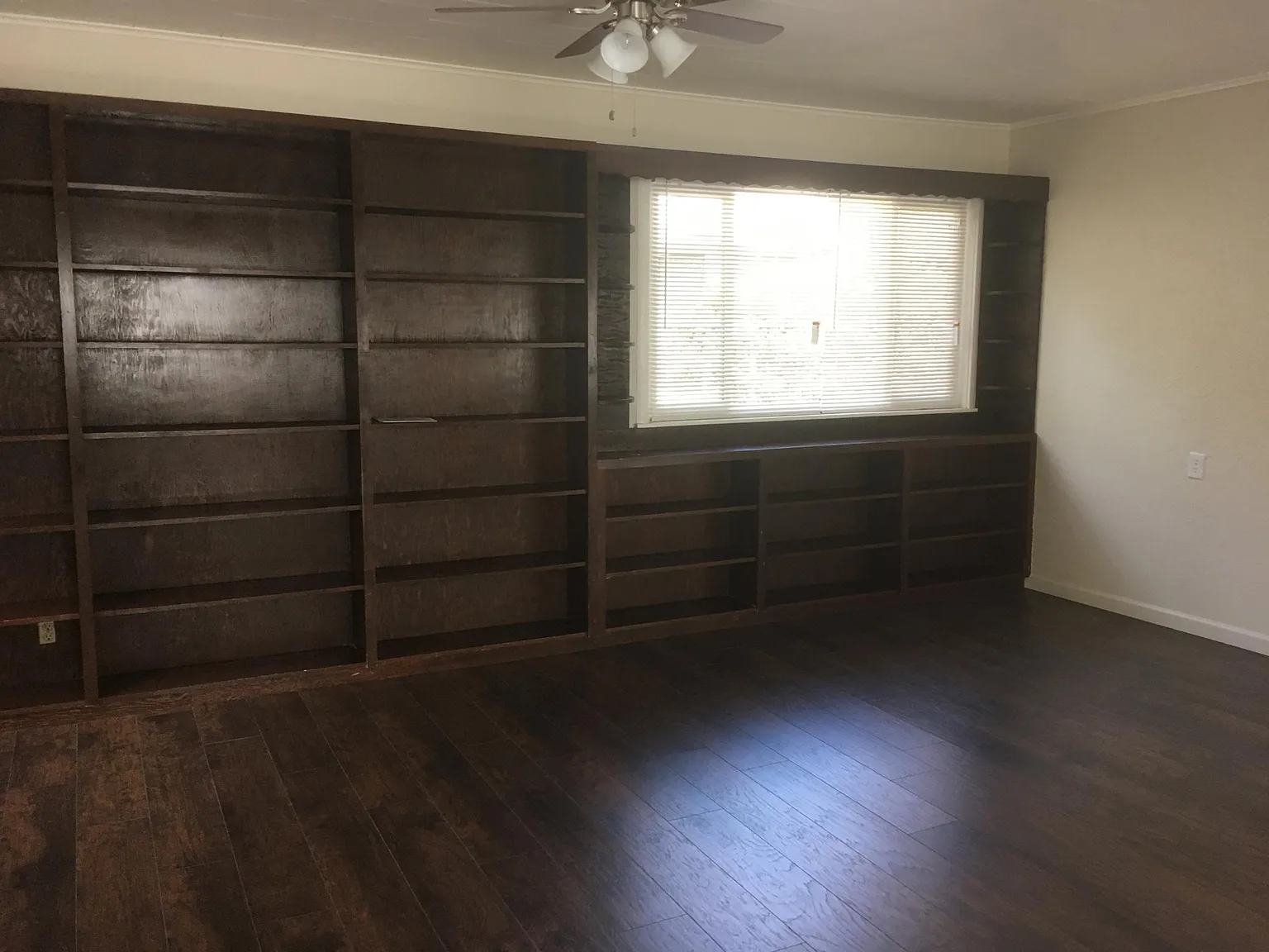 1202 Palm Ave — Photo 4