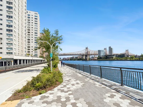 321 East 54th Street image 13 of 13