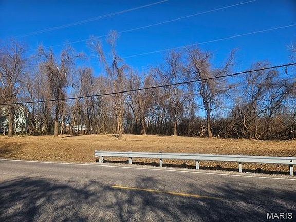 2nd image of 3256 Old Troy Rd