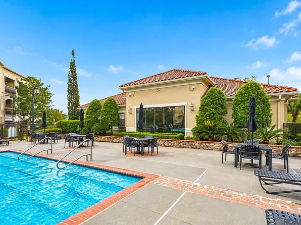 6765 Corporate Blvd APT 9302, Baton Rouge, LA 70809