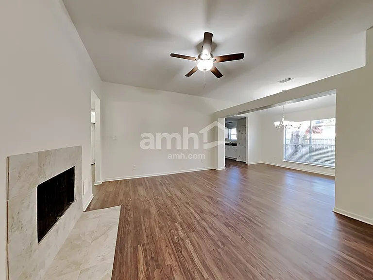 1034 Chase Park Dr — Photo 8