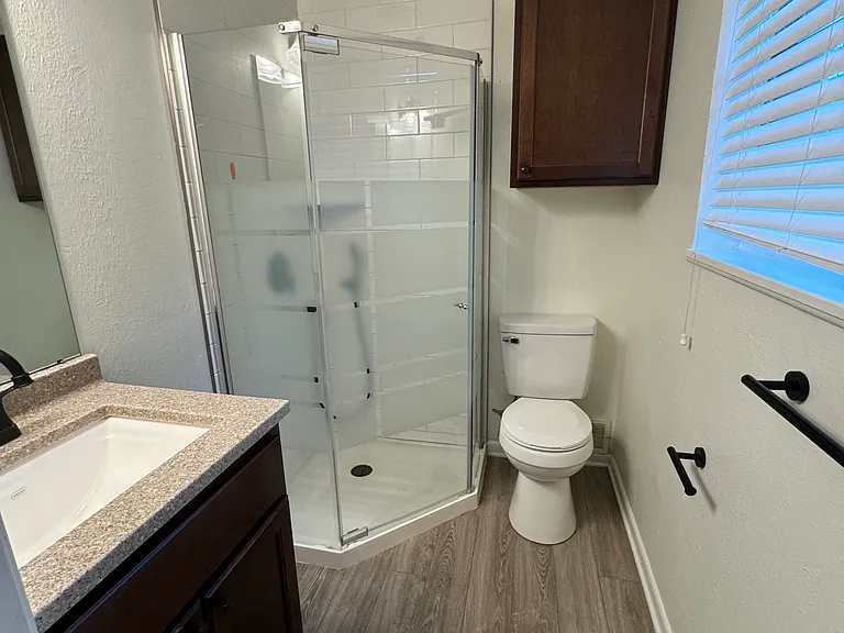 1302 Blueridge Pkwy — Photo 14