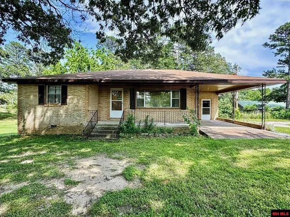 25 Pine St, Pineville, AR 72566