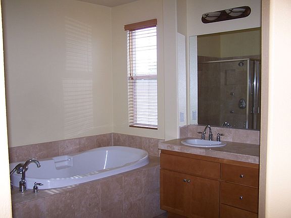4th image of 83894 Pancho Villa Dr