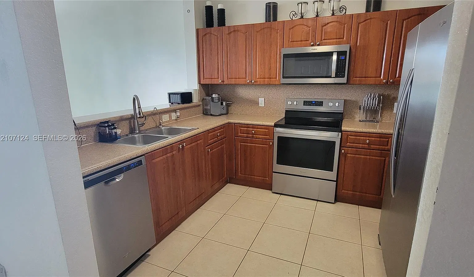 Villas At Nautica One Con — Photo 2