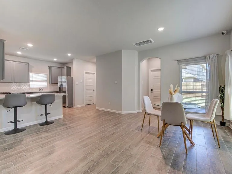 22827 Ephesus Ave — Photo 10