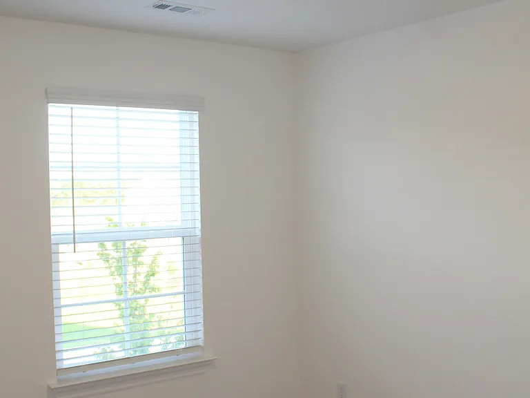 5711 Cloverwood Dr — Photo 17