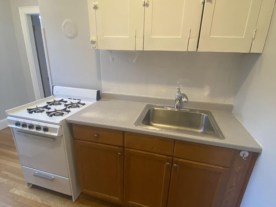 2nd image of 121 College Ave #45