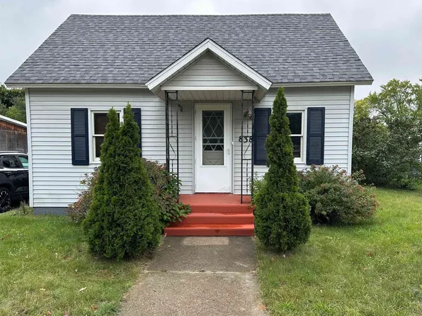 838 Hannah Ave, Traverse City, MI 49686