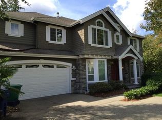 1017 204th Pl SW, Lynnwood, WA 98036