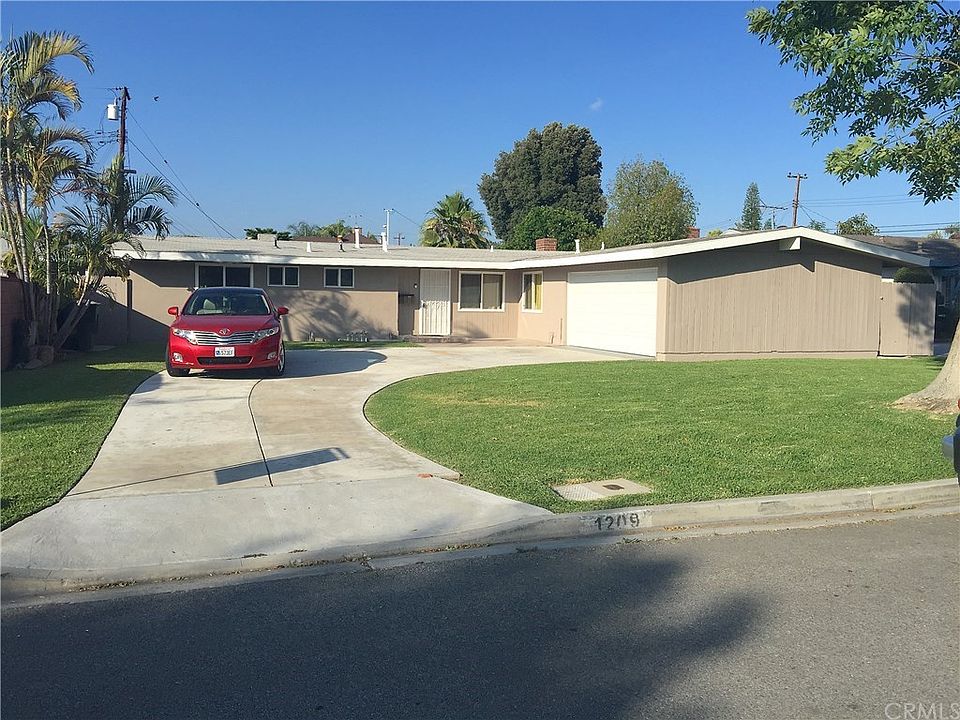 1st image of 1209 W Margarita Dr