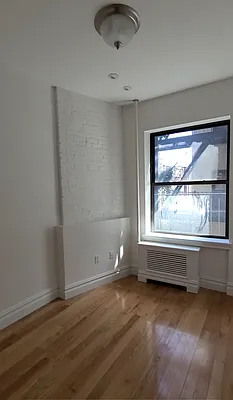 Rented by CitySites Real Estate Group | media 19