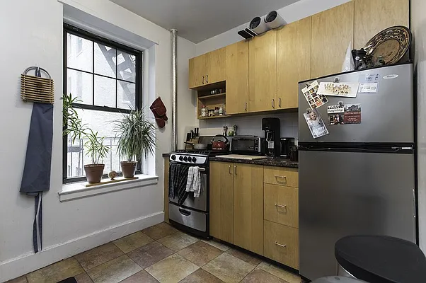 Rented by Emor Management Inc. | media 45