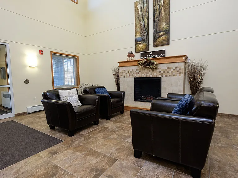 Fargo, ND Crossroads Apartments | Entrance