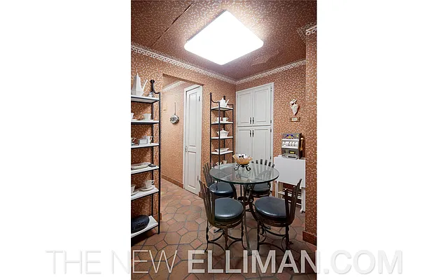 Sold by Douglas Elliman | media 22