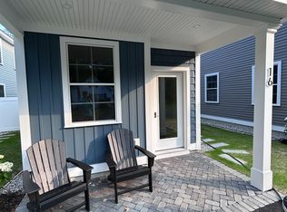 16 Auburn St, Dover, NH 03820