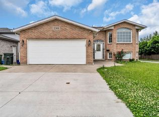 2301 Randolph Ave, Windsor, ON N9E 3X3