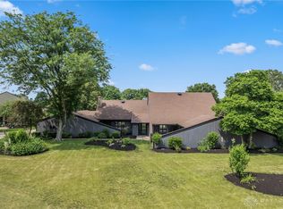 2633 Greenlawn Dr, Troy, OH