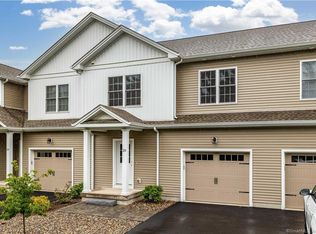 29 Covey Rd #20, Burlington, CT 06013