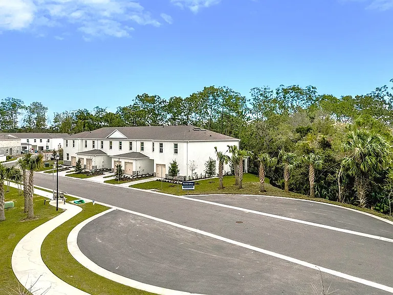 48 Center Grande Rd — Photo 33