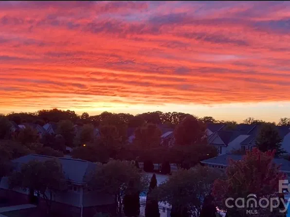 6605 Central Pacific Ave Unit 302, Charlotte, NC 28210