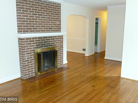 4th image of 1003 N Harrison St