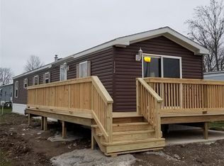 112 Meadowlark Dr, Weedsport, NY 13166