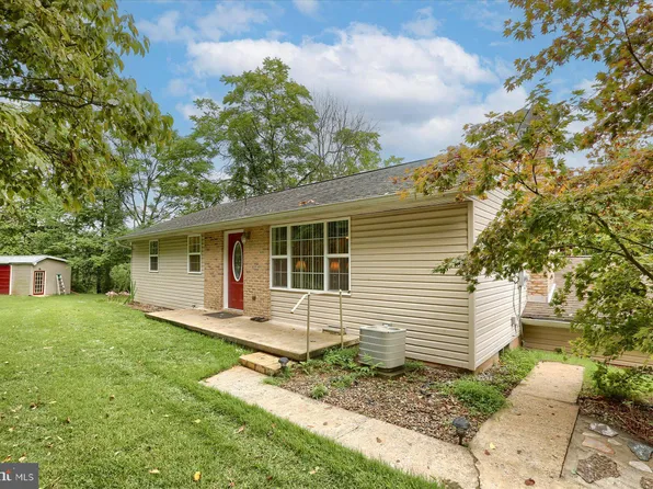 392 Whisler Rd, Etters, PA 17319