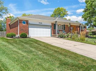7035 Monte Carlo Dr, Englewood, OH