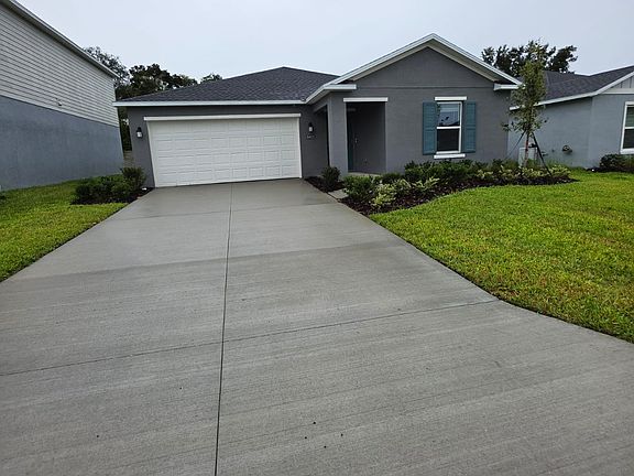 3rd image of 8425 SW 41st Cir