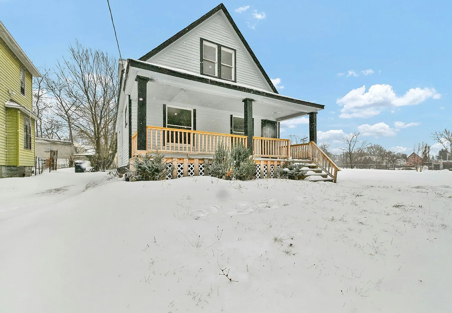 1261 East 123rd Street — Photo 2
