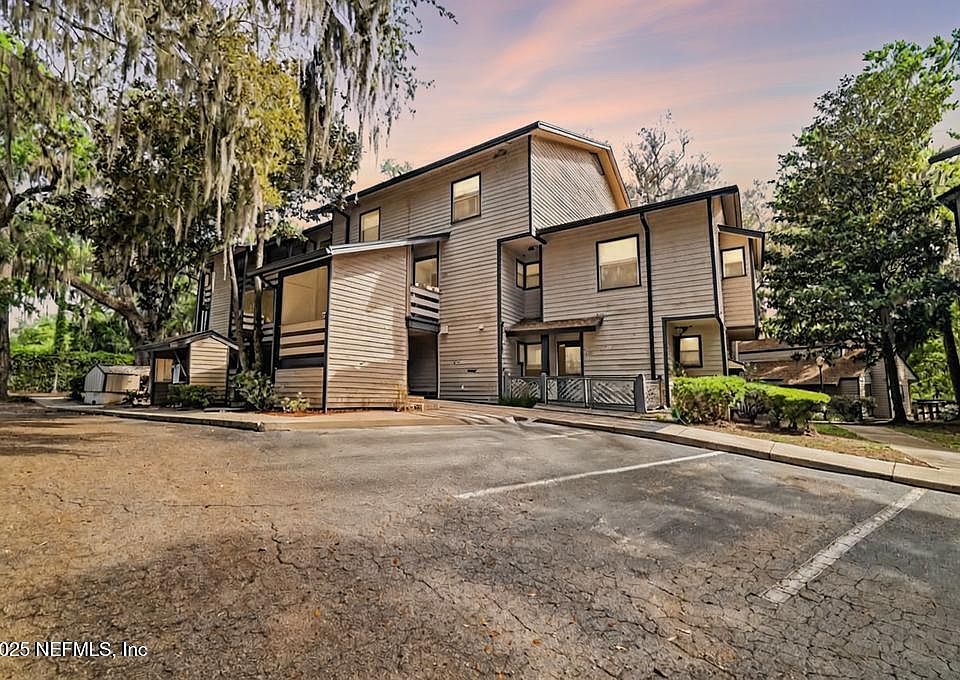 1st image of 1604 ARCADIA Drive #209