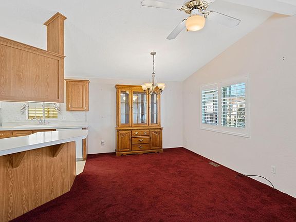 5th image of 305 Tammy Way