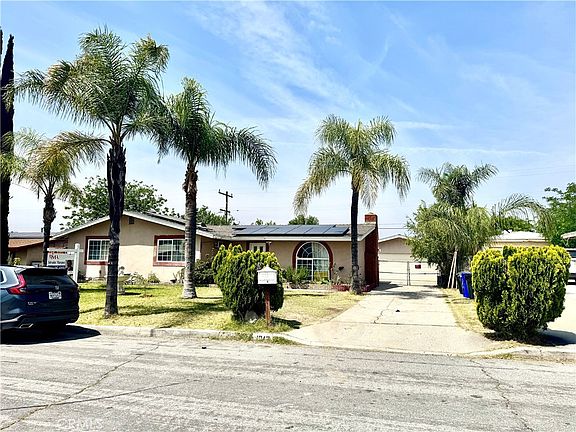 2nd image of 1042 N Alice St