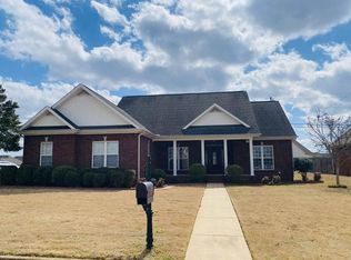 174 Cottonwood Dr, Muscle Shoals, AL 35661