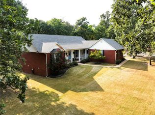 2431 N Toy Dr, Fayetteville, AR 72704