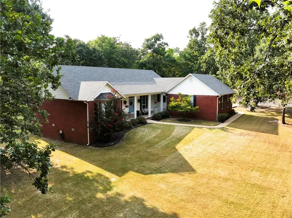 2431 N Toy Dr, Fayetteville, AR 72704