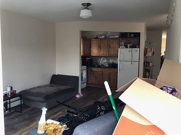 3rd image of 86-14 Ava Pl #3