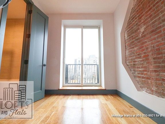 4th image of 378 Bedford Ave #3O