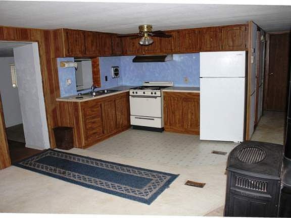 2nd image of 3001 Kempa Dr
