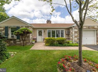 738 Hillcrest Ave, Glenside, PA 19038