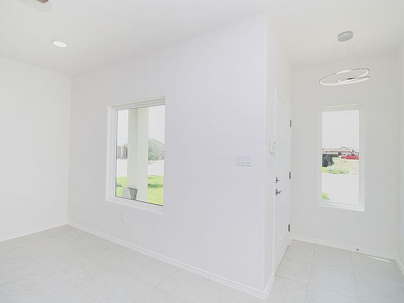 4th image of 5211 Guanabana Dr